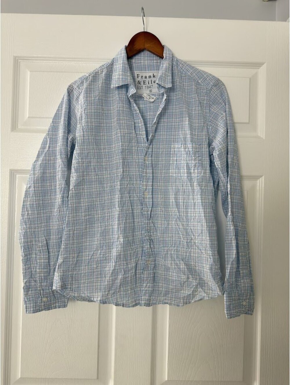 Frank & Eileen Women's Barry Light Blue Plaid Button-Up Shirt Size Medium